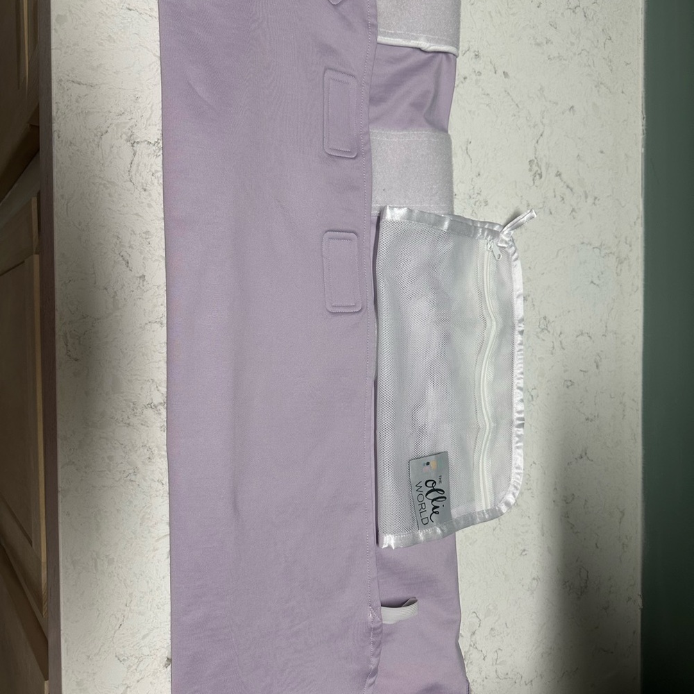 Ollie swaddle - lavender.